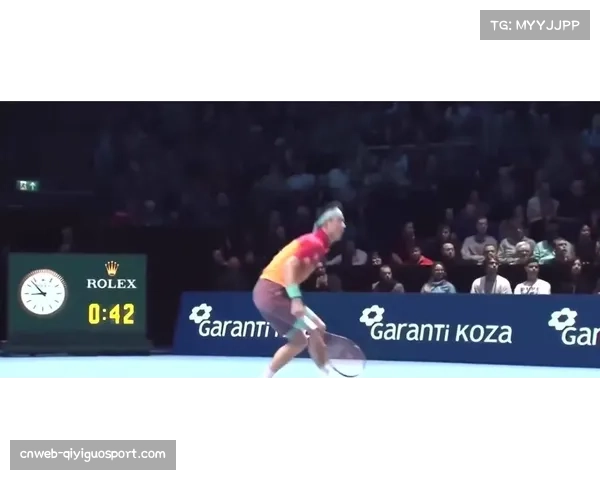 “广东选手朱健豪稳进四强,主场作战展现技术稳定性” “广东选手朱健豪稳进四强,主场作战展现技术稳定性”