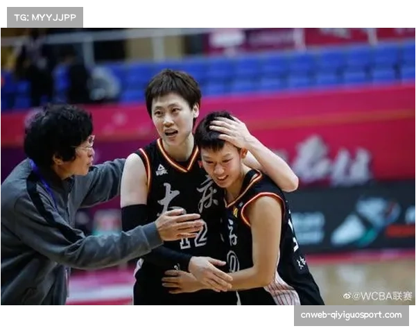 余坤带伤抢断压哨上篮，潜江队11分逆转胜汉川