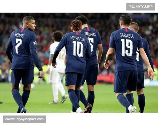 AC米兰逆境展现豪门底蕴，阿莱格里换人堪称神来之笔